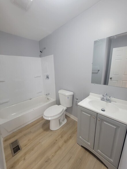 Building Photo - 1808 N James H McGee Blvd