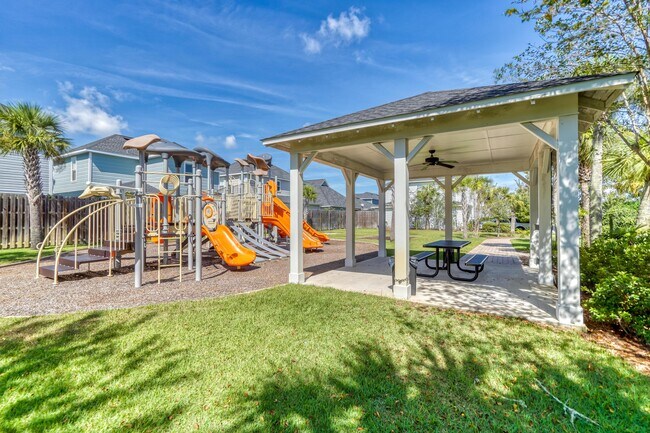 Building Photo - 143 Christian Dr