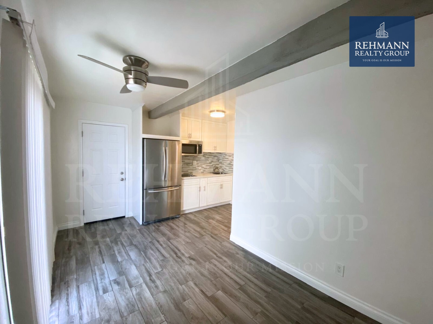 Building Photo - 3722 Bancroft Dr