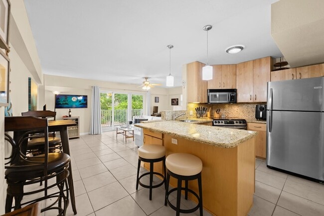 Building Photo - 95 N Birch Rd