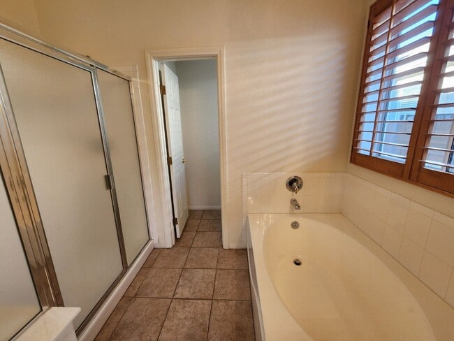 Building Photo - Charming Single-Story Pulte Home in a corner lot. 0