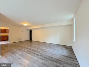 Building Photo - 6804 Perry Penney Dr