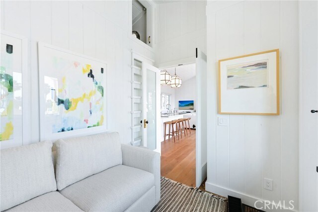 Building Photo - 360 Cliff Dr