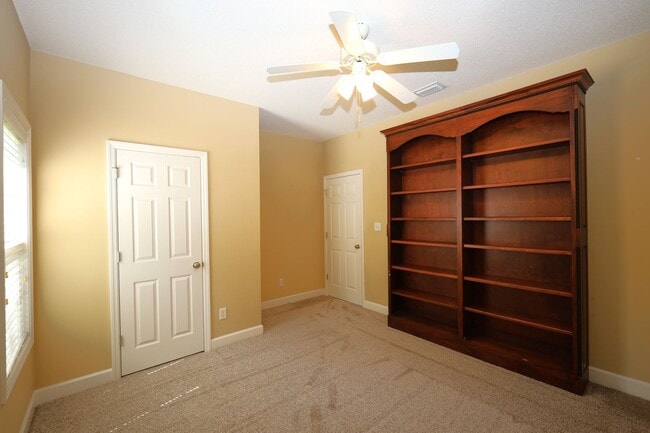 Building Photo - 4620 Oxbottom Dr