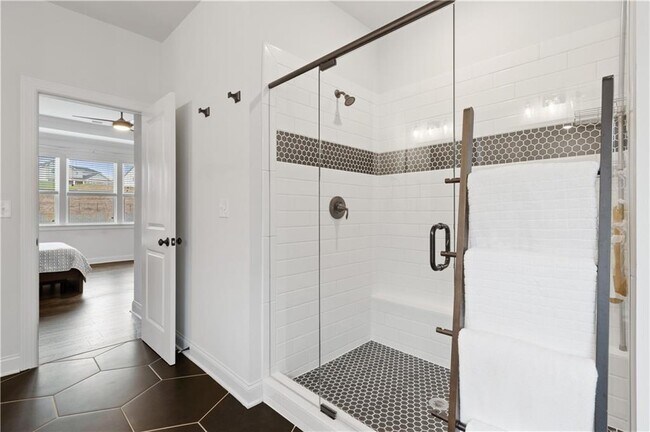 Building Photo - 409 Carmichael Cir
