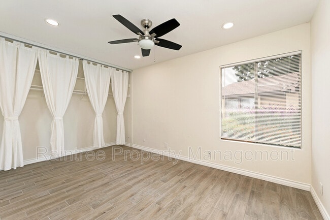 Building Photo - 3432 Orchard Way