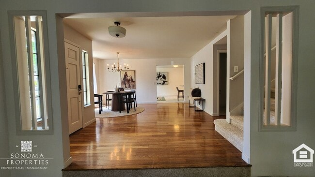 Building Photo - 3 Bedroom/2.5 Bathroom Home in Sonoma Greens!