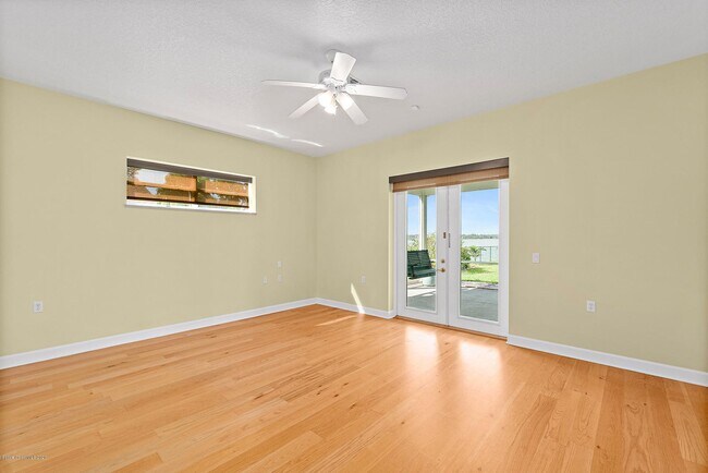 Building Photo - 845 S Tropical Trail