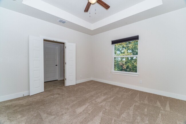 Building Photo - BEAUTIFUL PALLATIUM VILLAS 2-BEDROOM