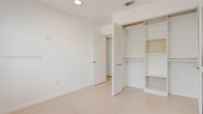 Building Photo - 10953 SW 75th St