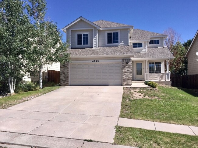 Building Photo - Spacious 4 Bedroom Home