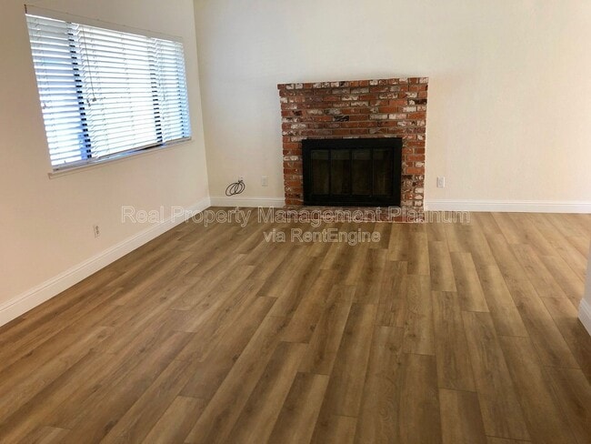 Building Photo - 2967 Terry Ave