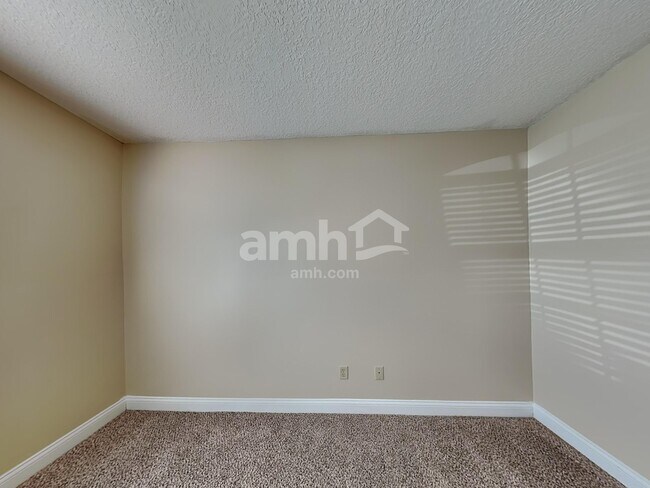 Building Photo - 4228 Eagles View Ln