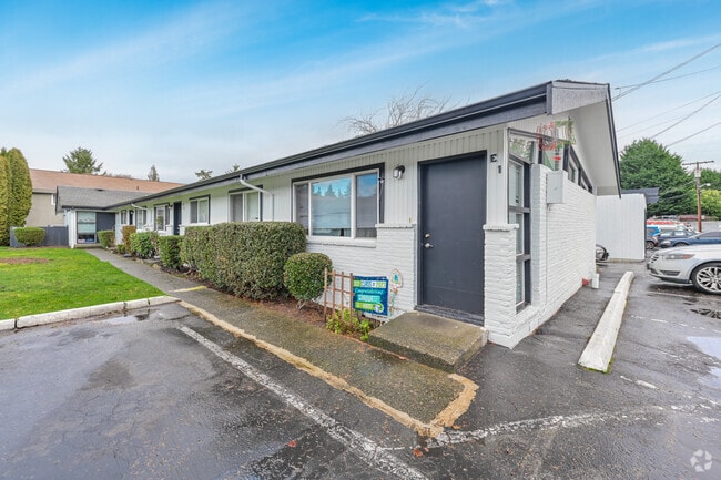 Building Photo - Manhattan Apartments - Normandy Park