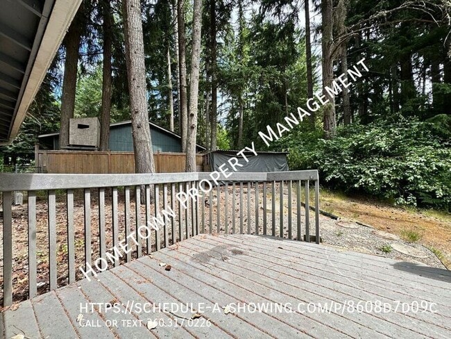 Building Photo - 4218 Glen Terra Dr SE