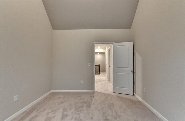 Building Photo - 461 Paxton LN