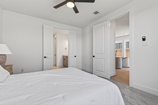 Building Photo - 4333 Avron Dr