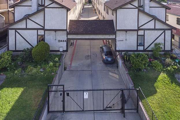 Building Photo - 13444 Tracy St