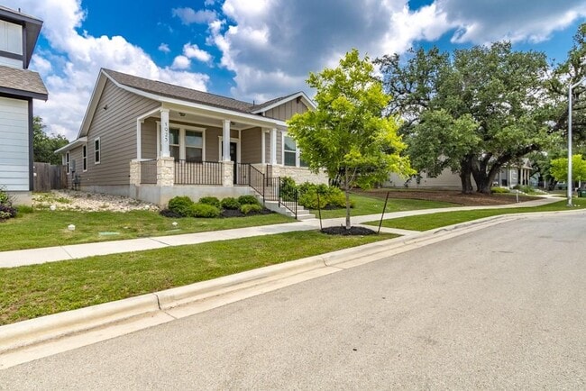 Building Photo - 1925 Cypress Gate Dr