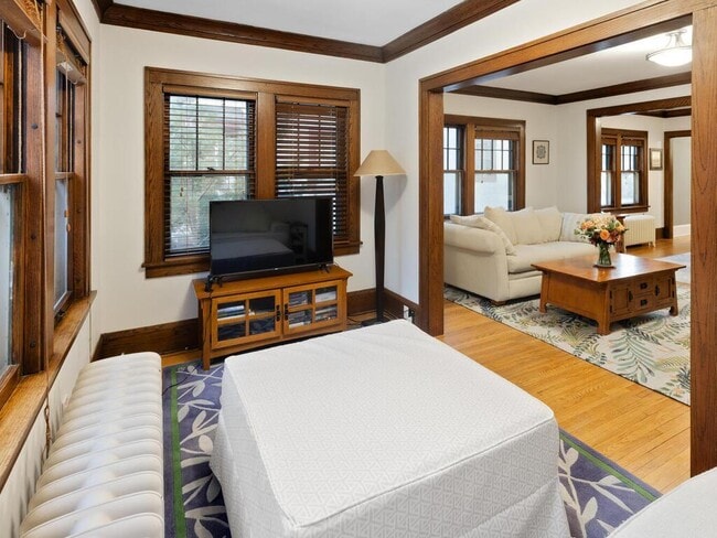 Building Photo - 4840 Upton Ave S