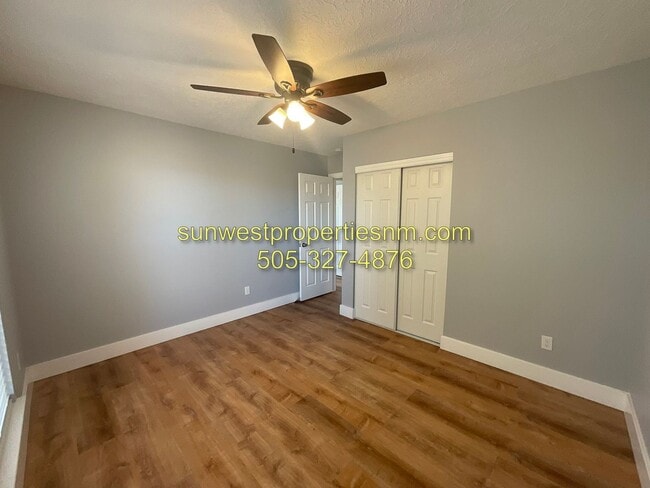 Building Photo - 1151 E Navajo St