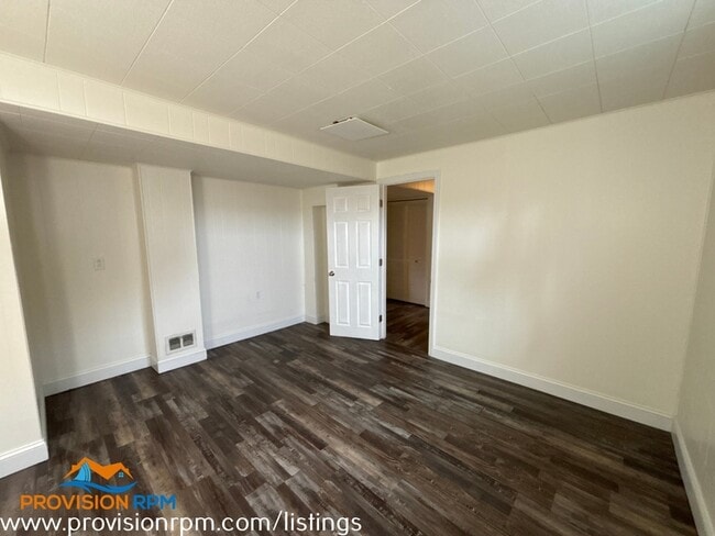 Building Photo - 4002 22nd Ave