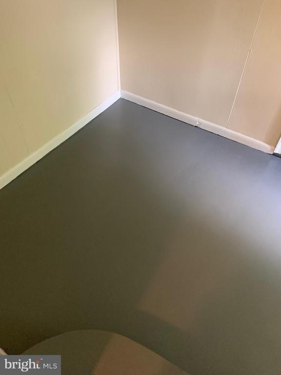 Building Photo - 1605 Charles St