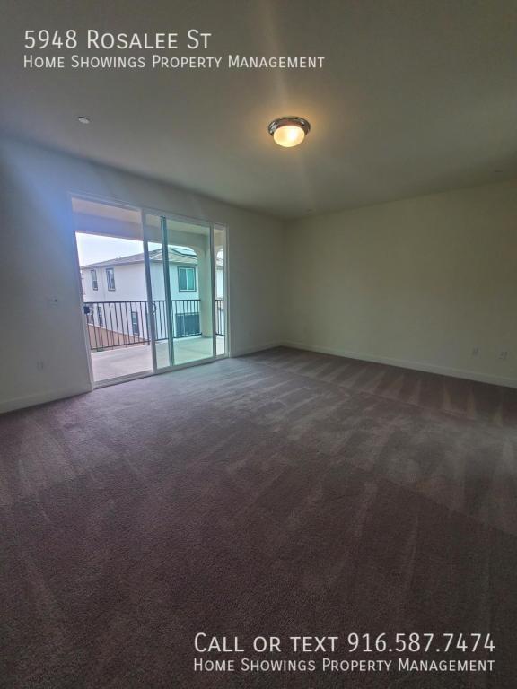 Building Photo - 5948 Rosalee St