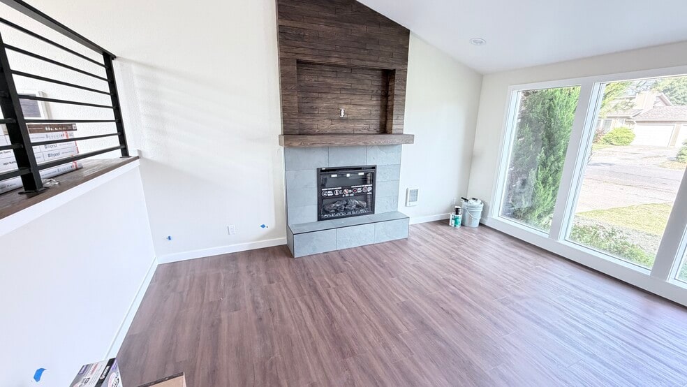 Electric fireplace with TV inset - 10031 N Sunview Ln