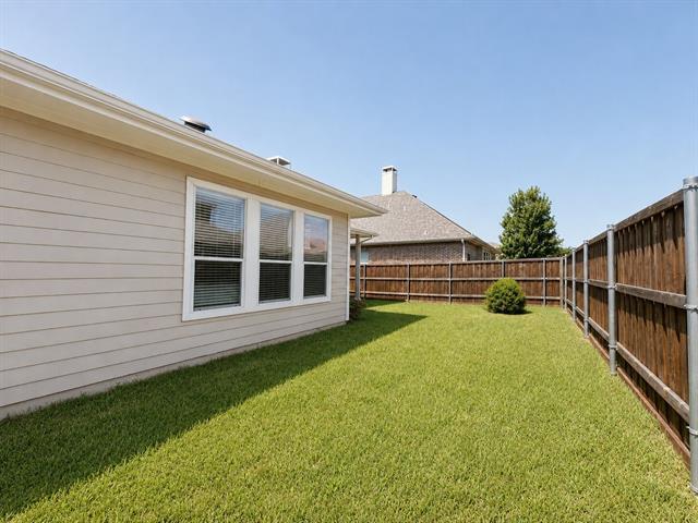 Building Photo - 5724 Silverton Ave