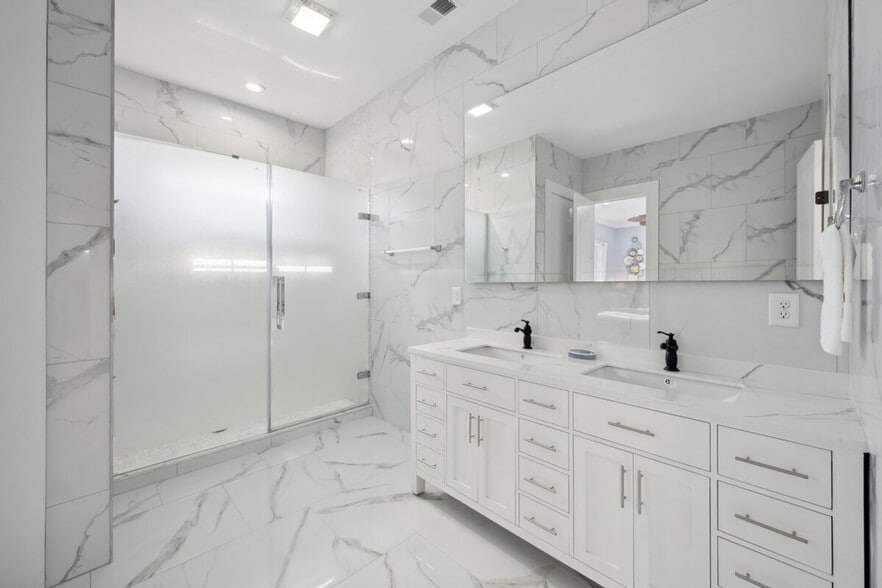 Building Photo - 509 Debordieu Blvd