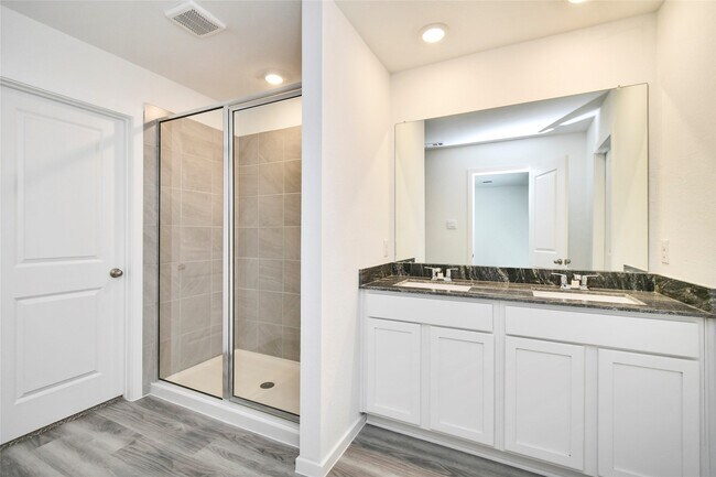 Building Photo - 7534 Linda Lk Ct