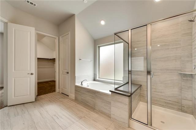 Building Photo - 1601 Primrose Pl