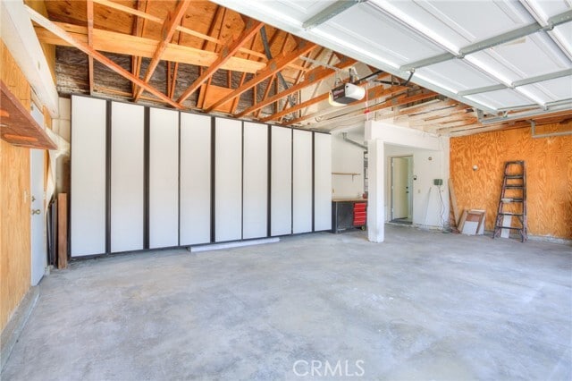 Building Photo - 20341 E Crestline Dr