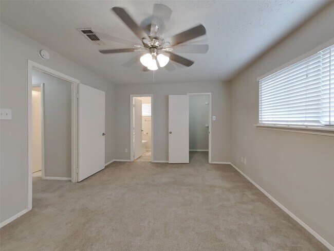 Building Photo - 4238 Burkegate Dr