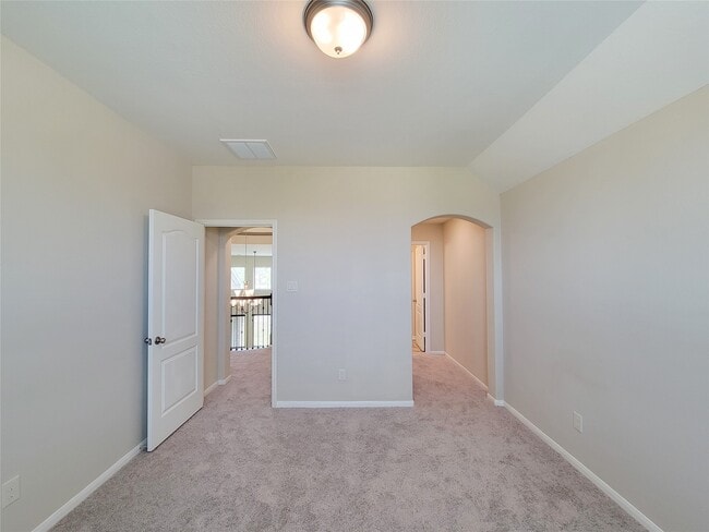 Building Photo - 2611 Yaletzi Ln