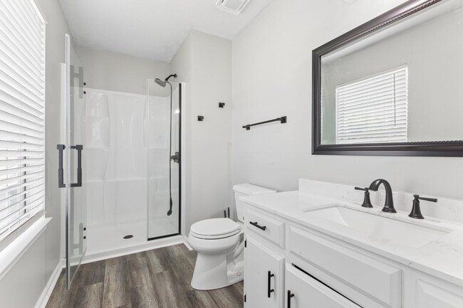 Building Photo - 5 Longleaf Ct