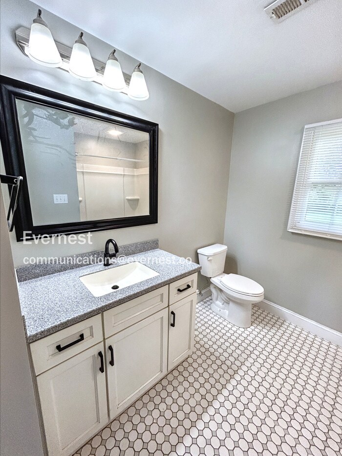 Building Photo - 3794 Walnut Ridge Dr