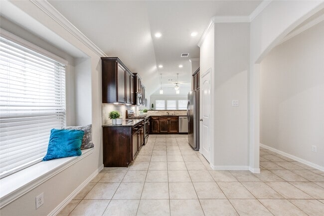 Building Photo - 3418 Auburn Creek Cir