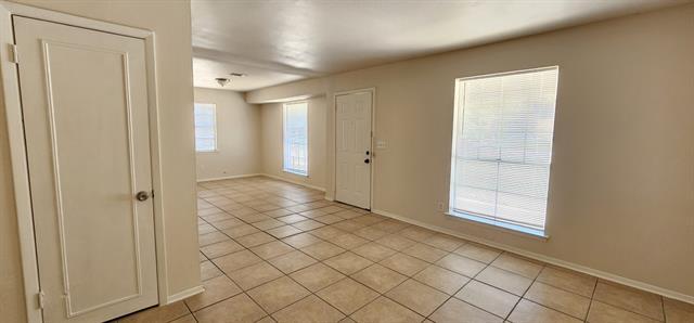 Building Photo - 7205 Merry Ln