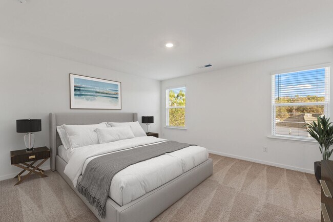 Building Photo - Victoria Heights - 5 bedroom -For Rent $2350