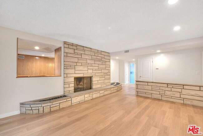 Building Photo - 4509 Don Miguel Dr