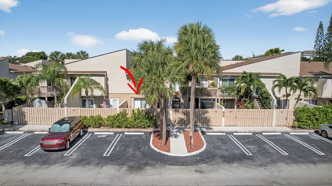 Building Photo - 612 Executive Center Dr