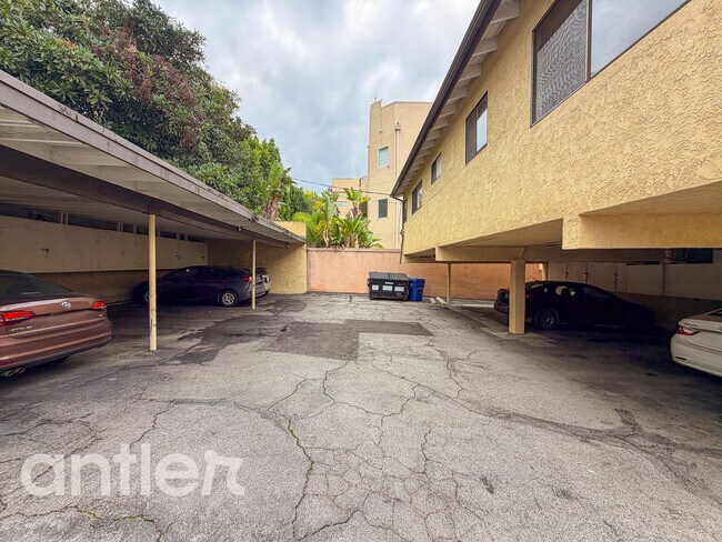 Building Photo - 14270 Dickens St