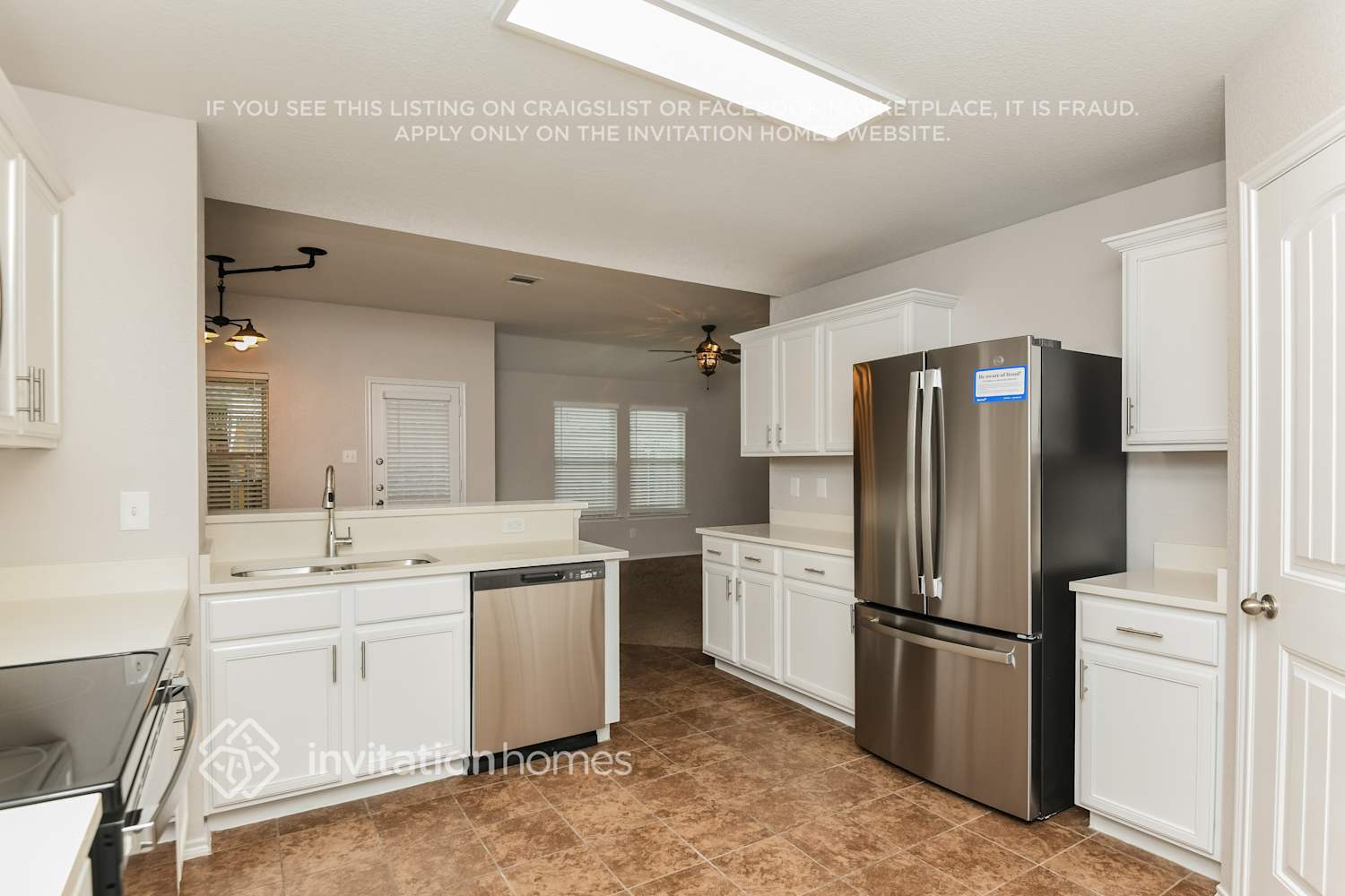 Building Photo - 224 Chimney Rock Dr