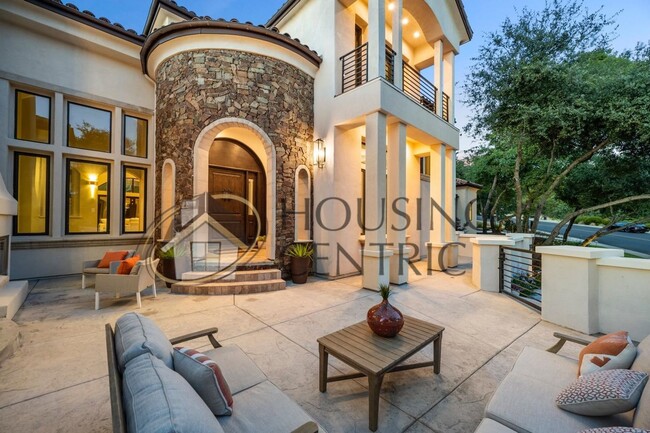 Building Photo - Breathtaking Luxury Custom Rental in Guard...