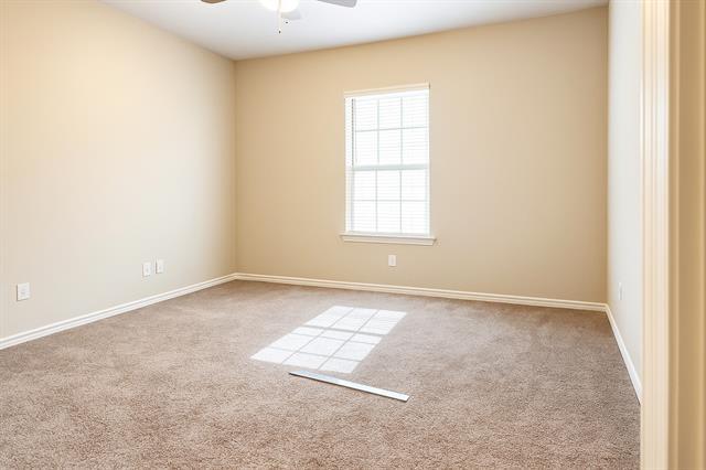 Building Photo - 811 S Wilson St