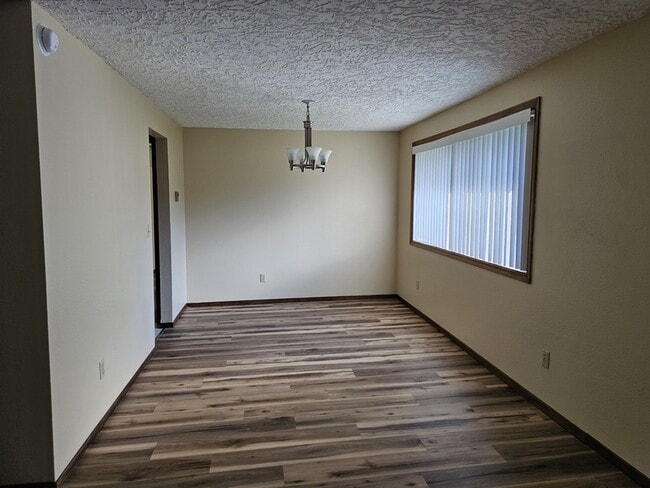 Building Photo - 11019 NW 33rd Ave