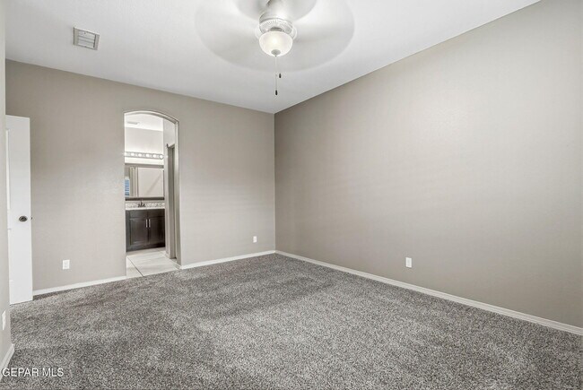 Building Photo - 14949 Jerry Armstrong Ct