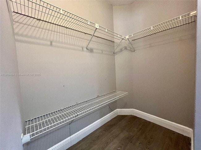 Building Photo - 1597 Springside Dr